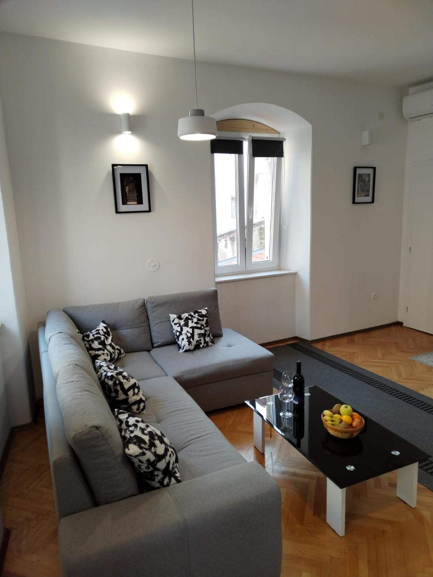Garden Apartment Σπλιτ Εξωτερικό φωτογραφία